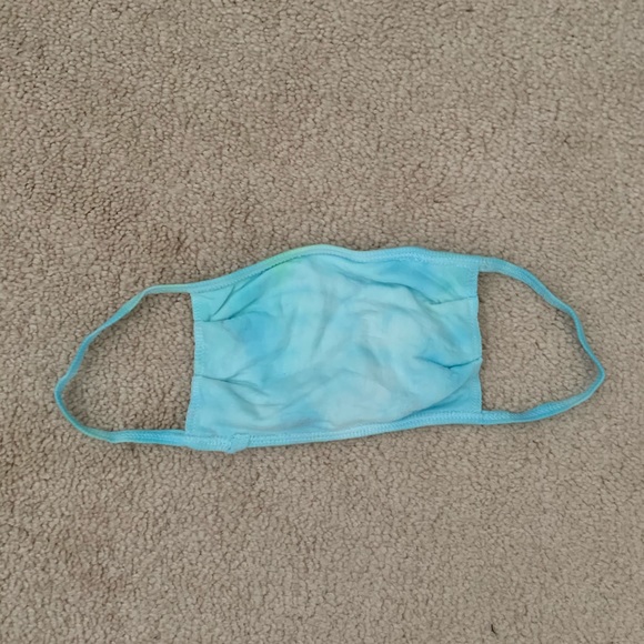 NWT blue tie dye face mask - Picture 9 of 16
